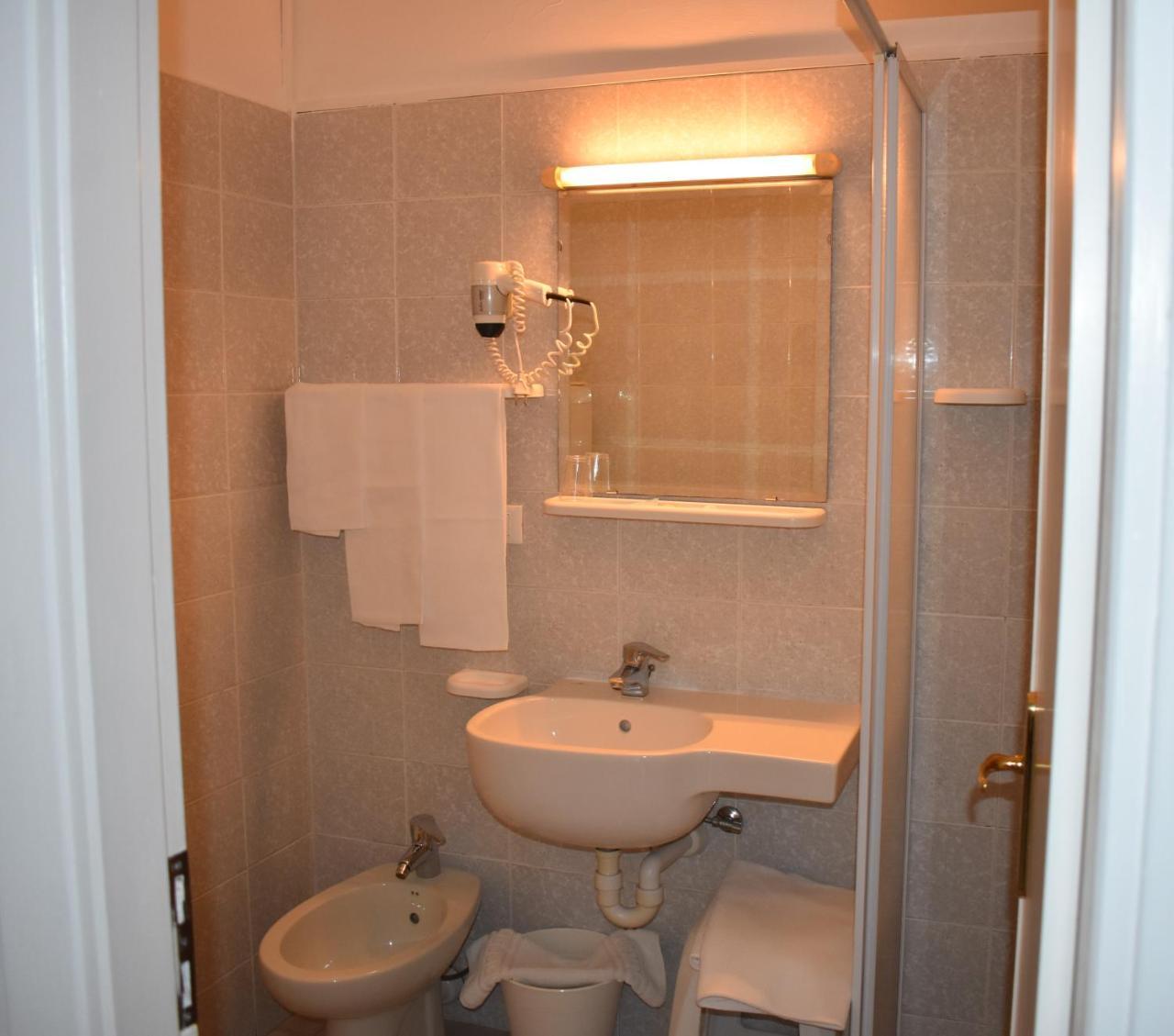 Hotel Garden Marina dʼMarina dʼAndora 外观 照片