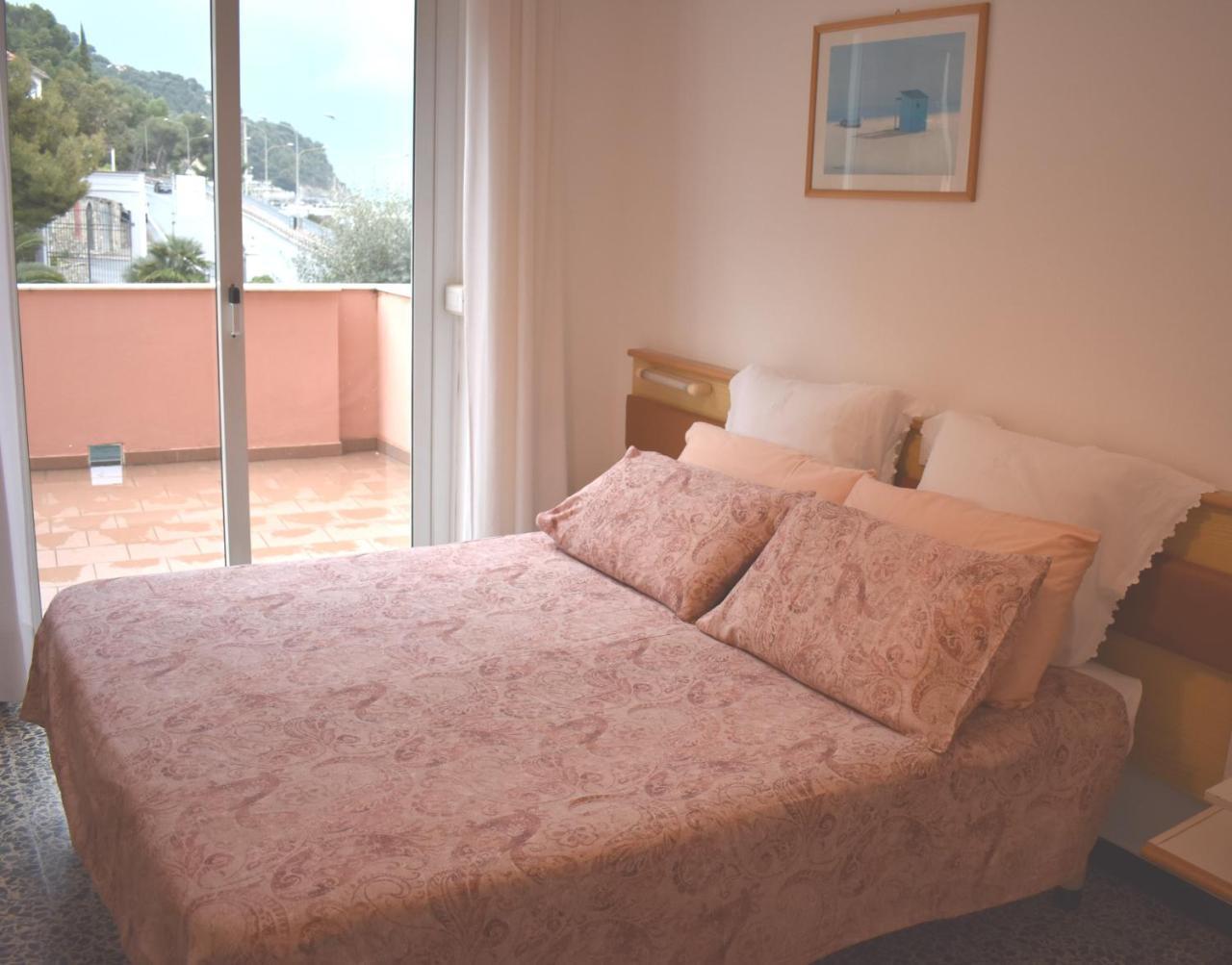 Hotel Garden Marina dʼMarina dʼAndora 外观 照片